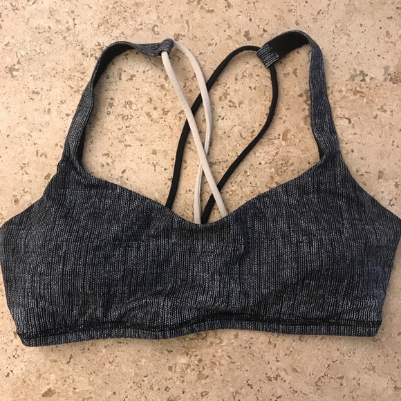 lululemon athletica Other - Lululemon Athletica Bra Size 6